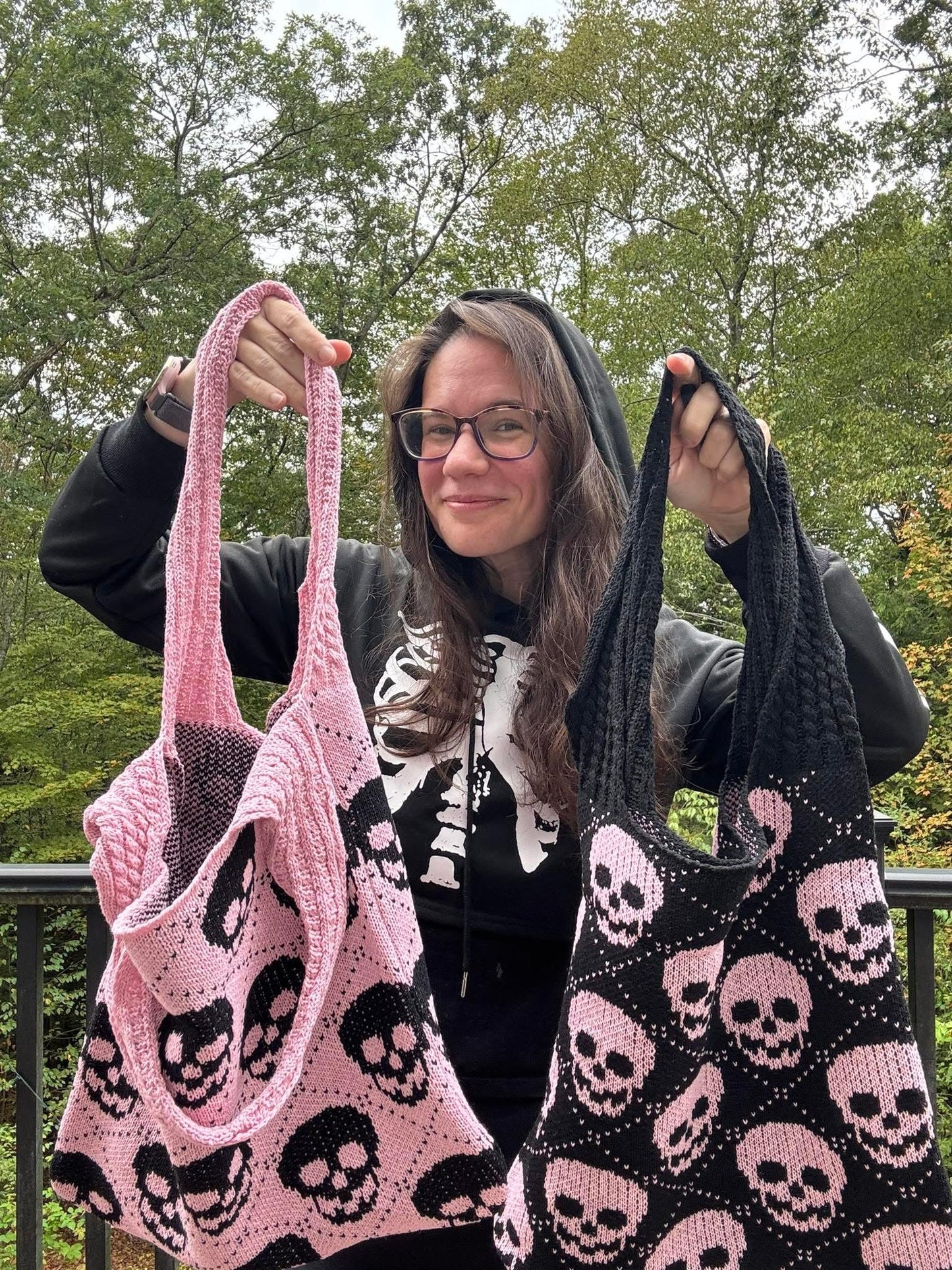 Tote Bag - Knit Sweater - Skull